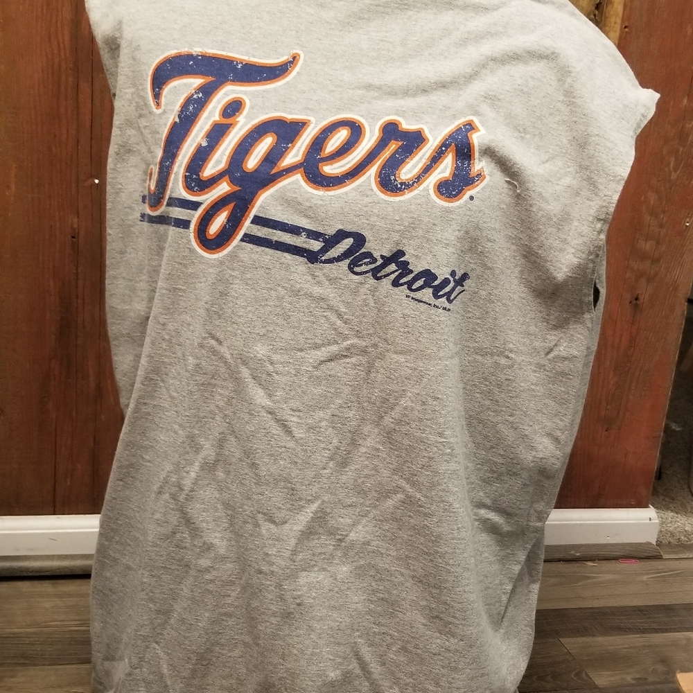 MLB Official Detroit Tigers Fan TankTop Plus Size